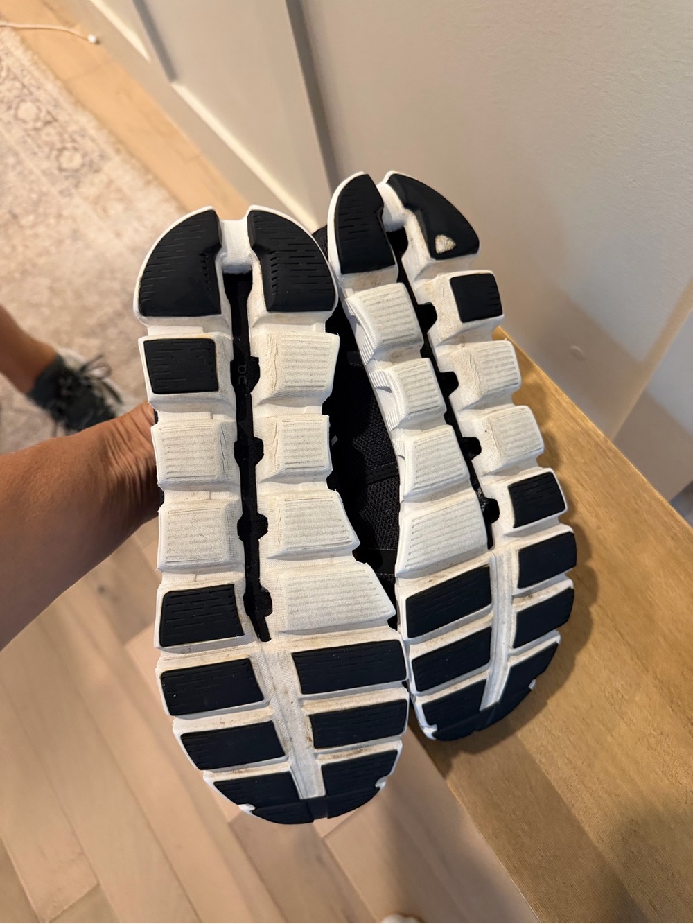 On Cloud 6 sneakers - black, women’s 10 - Picture 9 of 10
